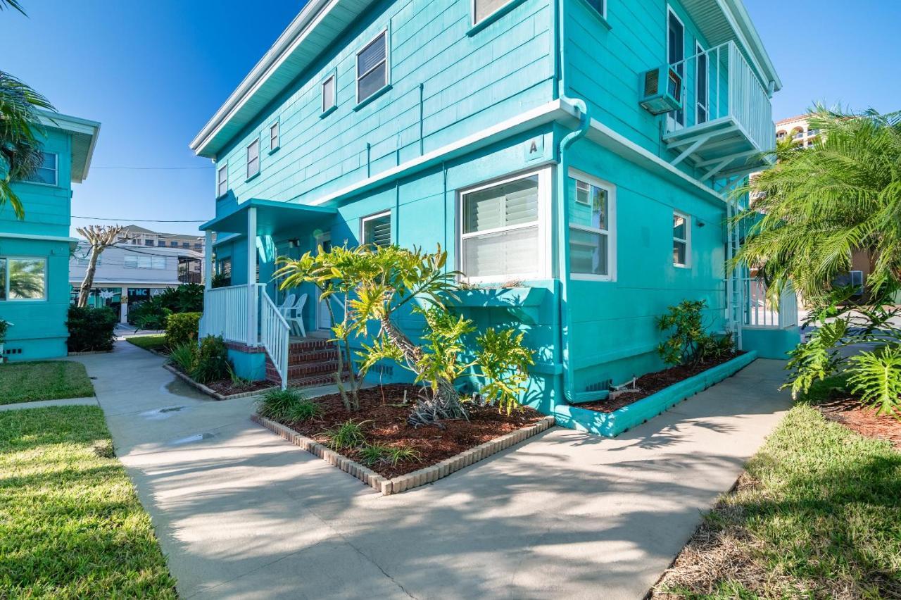 Cute One Bedroom At The Coral Resort Apts Clearwater Beach Bagian luar foto